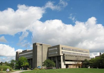 滑铁卢大学