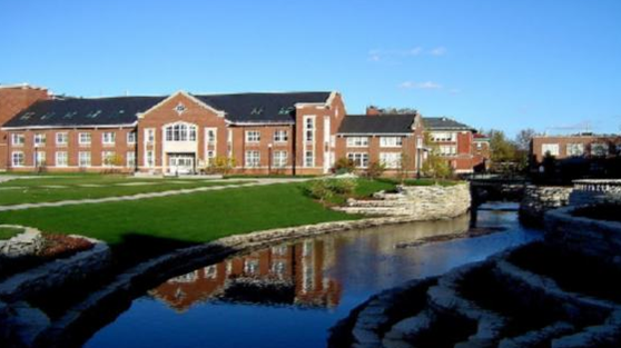 伊利诺伊大学香槟分校