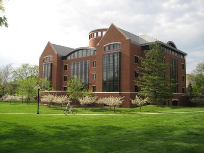 伊利诺伊卫斯理大学